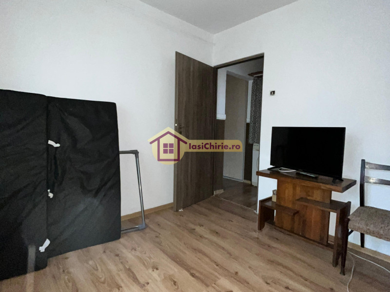 Apartament de vanzare cu 3 camere in Iasi, zona Dacia - Poza 5