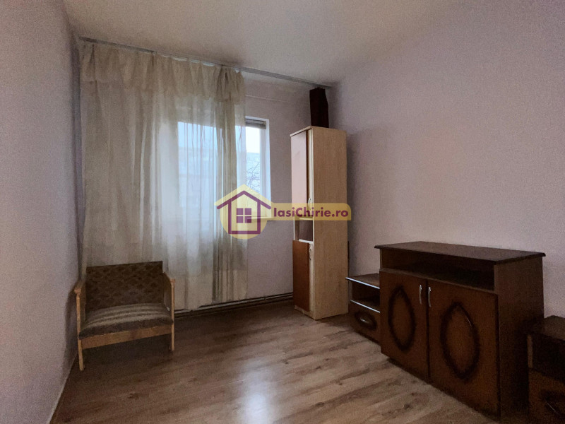 Apartament de vanzare cu 3 camere in Iasi, zona Dacia - Poza 6