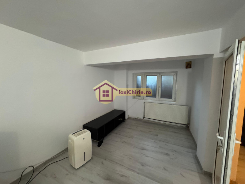Casa de vanzare cu 4 camere in Iasi, zona Bucium - Poza 12