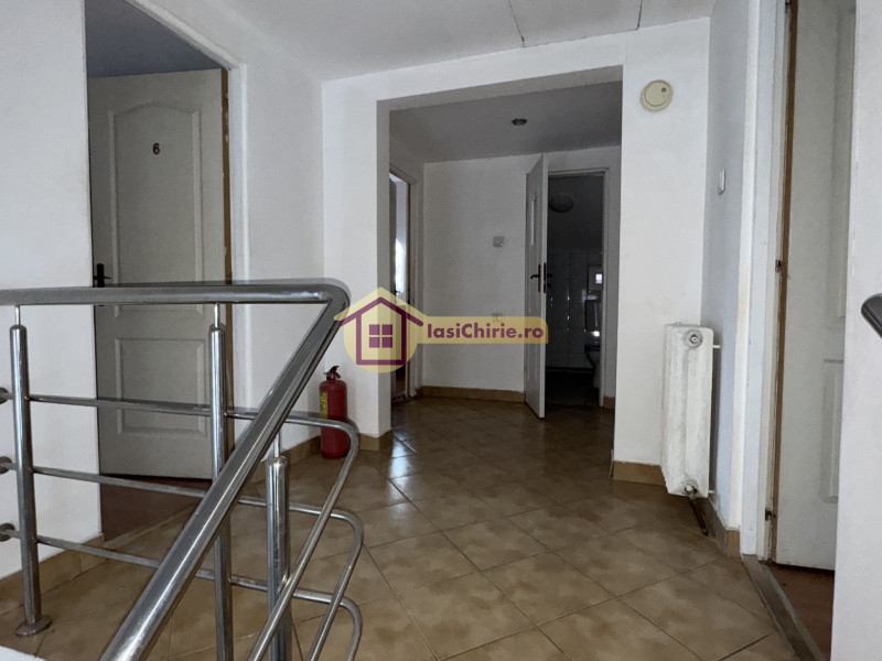 Casa de vanzare cu 6 camere in Iasi, zona Sararie - Poza 7