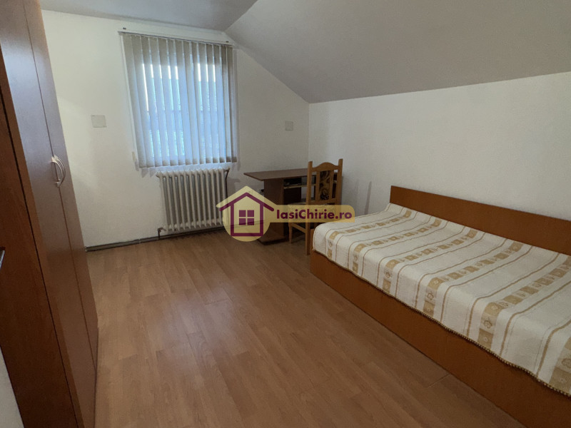 Casa de vanzare cu 6 camere in Iasi, zona Sararie - Poza 9