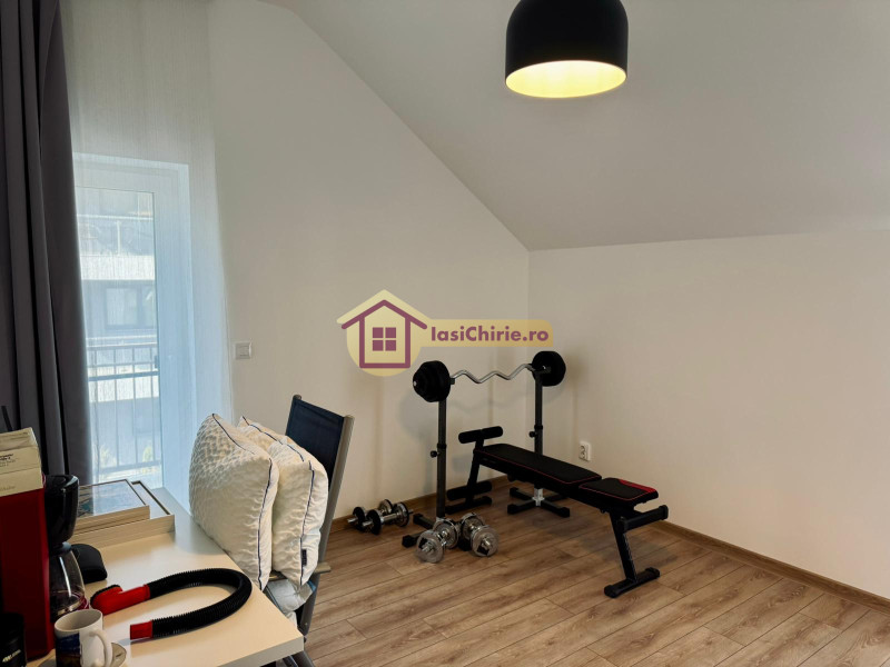 Casa de vanzare cu 4 camere in Iasi, zona Visani - Poza 18