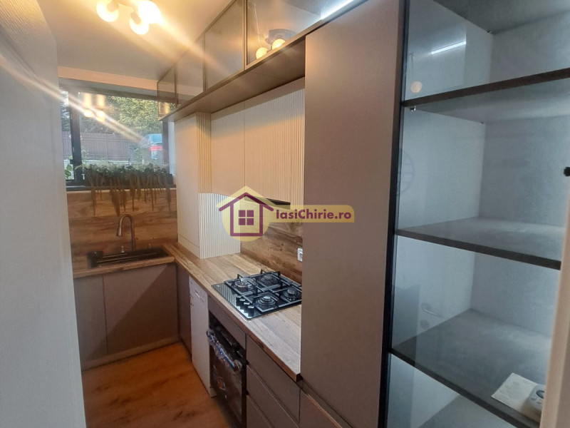 Apartament de vanzare cu 3 camere in Iasi, zona Valea Lupului - Poza 4