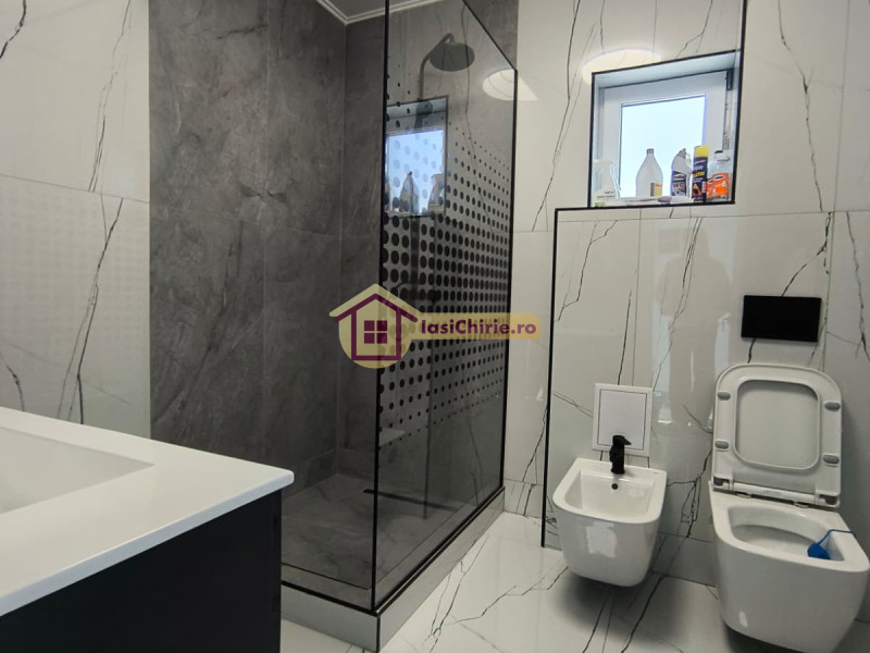 Casa de vanzare cu 4 camere in Iasi, zona Valea Lupului - Poza 12