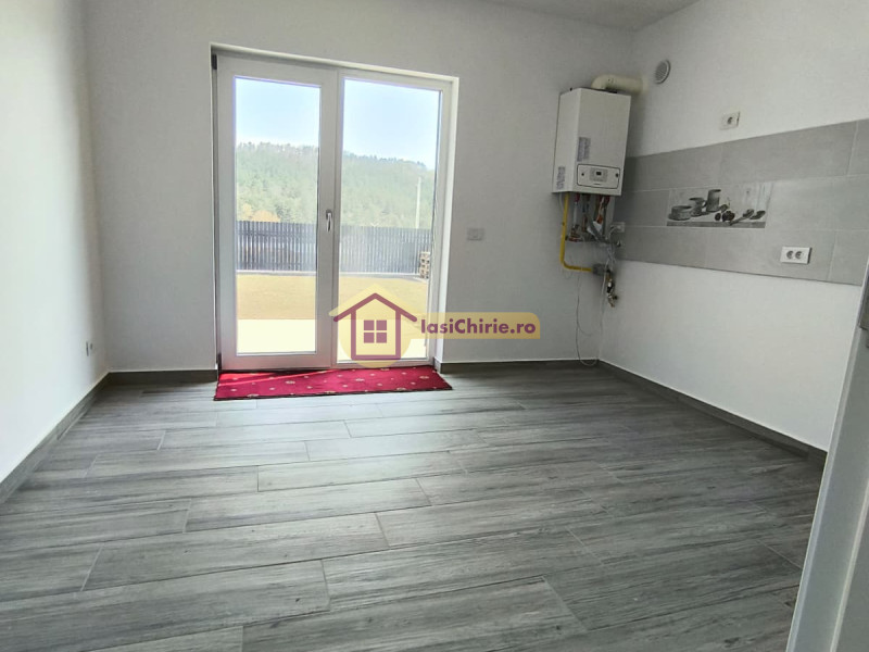 Casa de vanzare cu 4 camere in Iasi, zona Valea Lupului - Poza 6