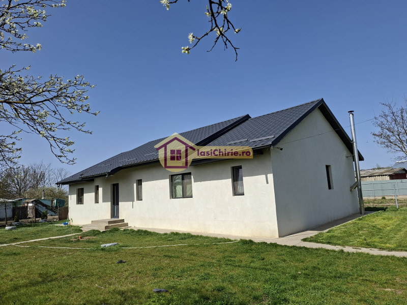 Casa de vanzare cu 3 camere in Iasi, zona Malaesti - Poza 2