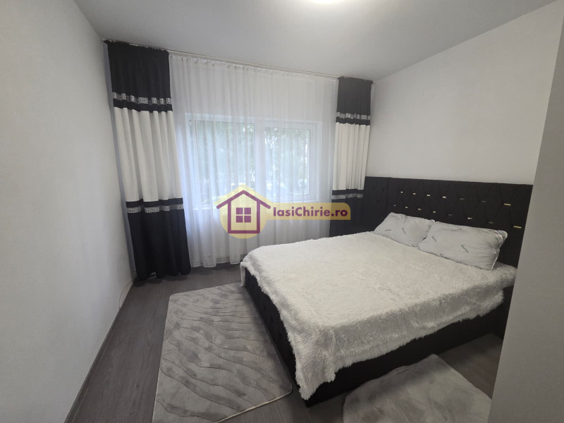 Apartament de vanzare cu 3 camere in Iasi, de tip decomandat, suprafata de 67 mp, zona Mircea cel Batran