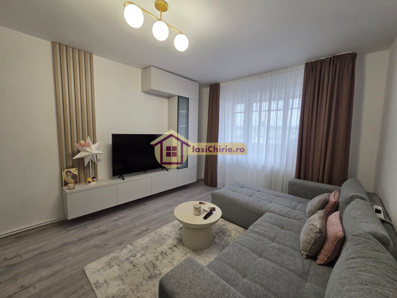 Apartament de vanzare cu 3 camere in Iasi, zona Alexandru cel Bun - Poza 2