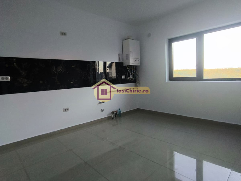Casa de vanzare cu 5 camere in Iasi, zona Valea Lupului - Poza 5
