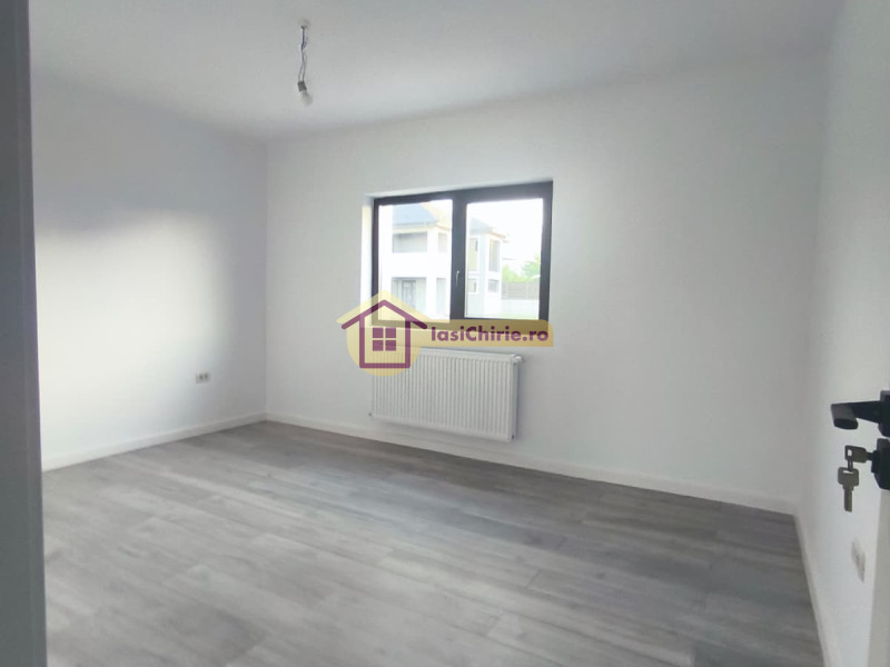 Casa de vanzare cu 5 camere in Iasi, zona Valea Lupului - Poza 7