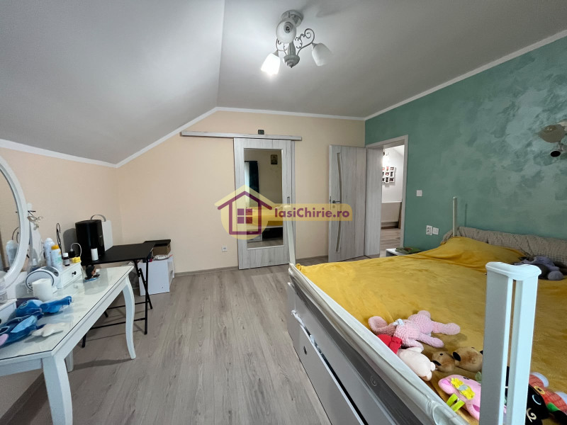 Casa de vanzare cu 5 camere in Iasi, zona Miroslava - Poza 13