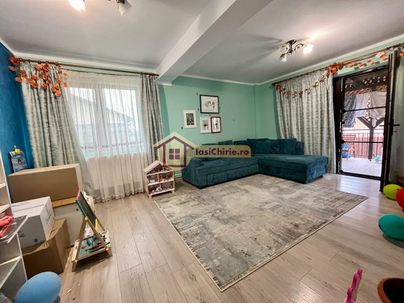 Casa de vanzare cu 5 camere in Iasi, zona Miroslava - Poza 4
