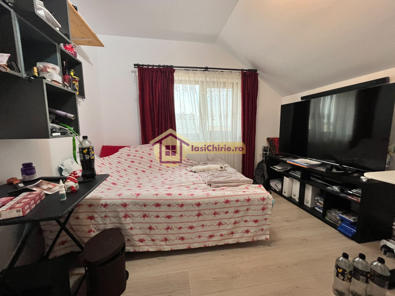 Casa de vanzare cu 5 camere in Iasi, zona Miroslava - Poza 16