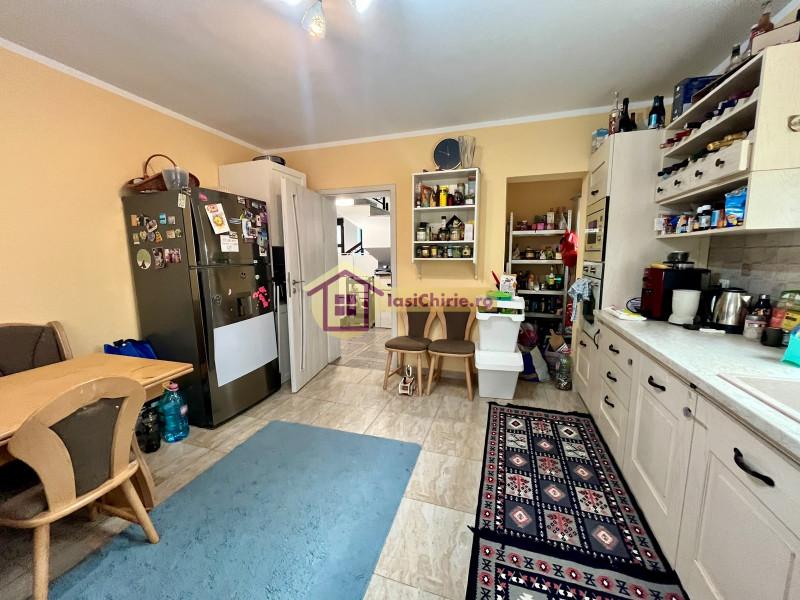 Casa de vanzare cu 5 camere in Iasi, zona Miroslava - Poza 8
