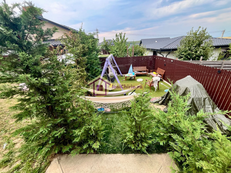 Casa de vanzare cu 5 camere in Iasi, zona Miroslava - Poza 24