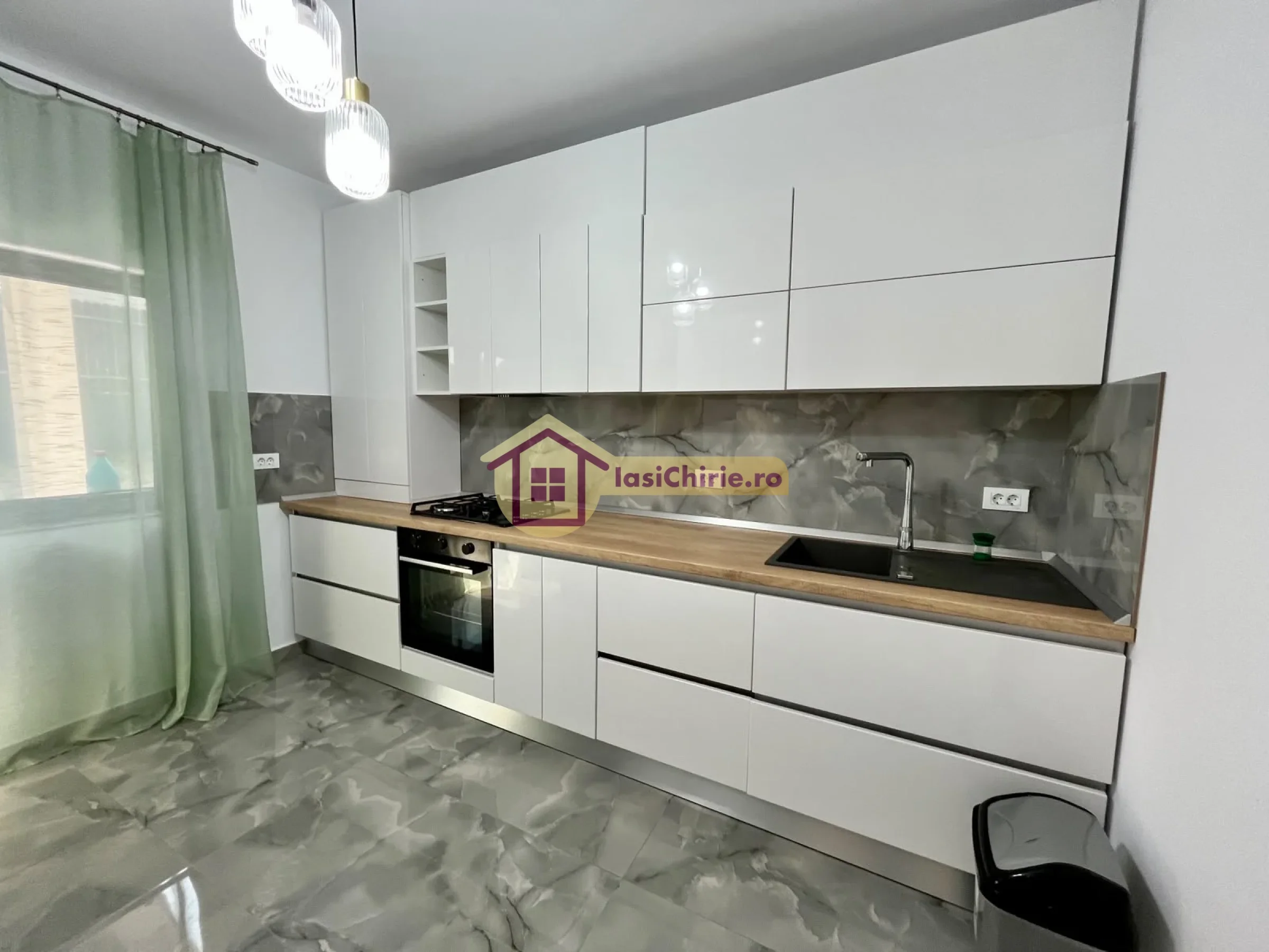 Casa de inchiriat cu 5 camere in Iasi, zona Horpaz - Poza 12