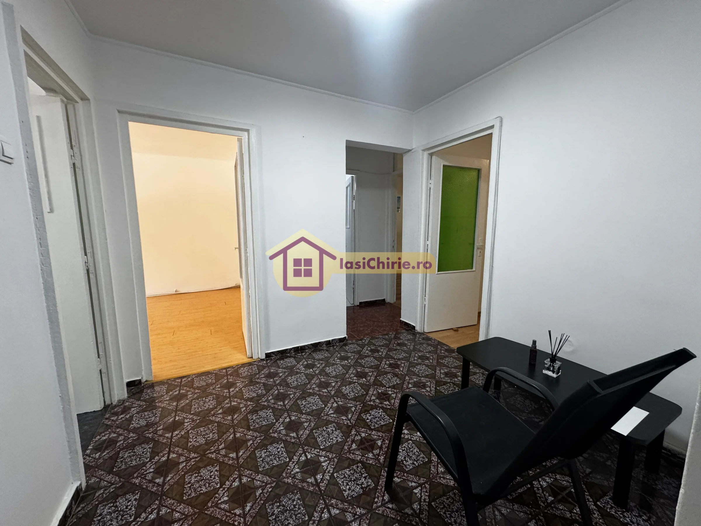 Apartament de vanzare cu 3 camere in Iasi, zona Metalurgie - Poza 12