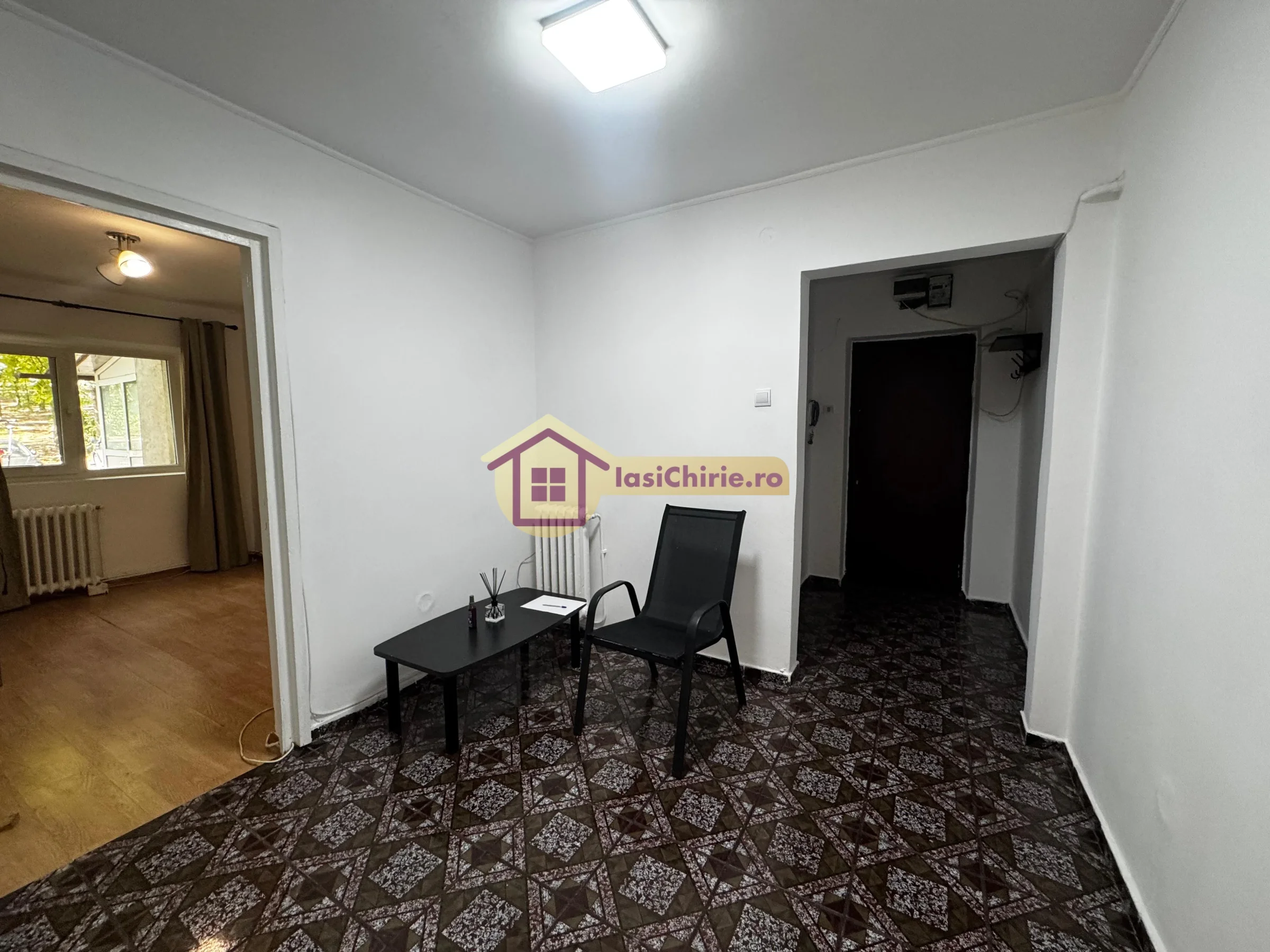Apartament de vanzare cu 3 camere in Iasi, zona Metalurgie - Poza 13