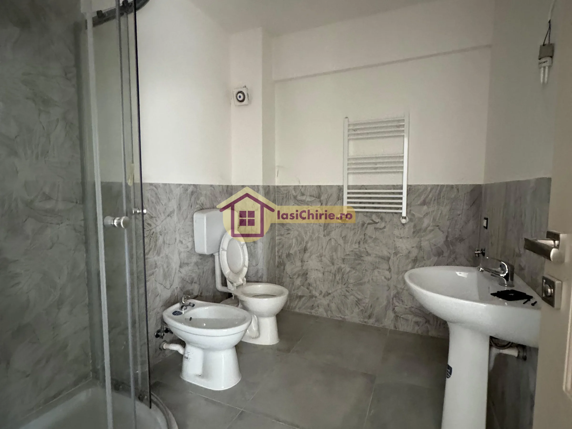 Apartament de vanzare cu 3 camere in Iasi, zona Visani - Poza 7