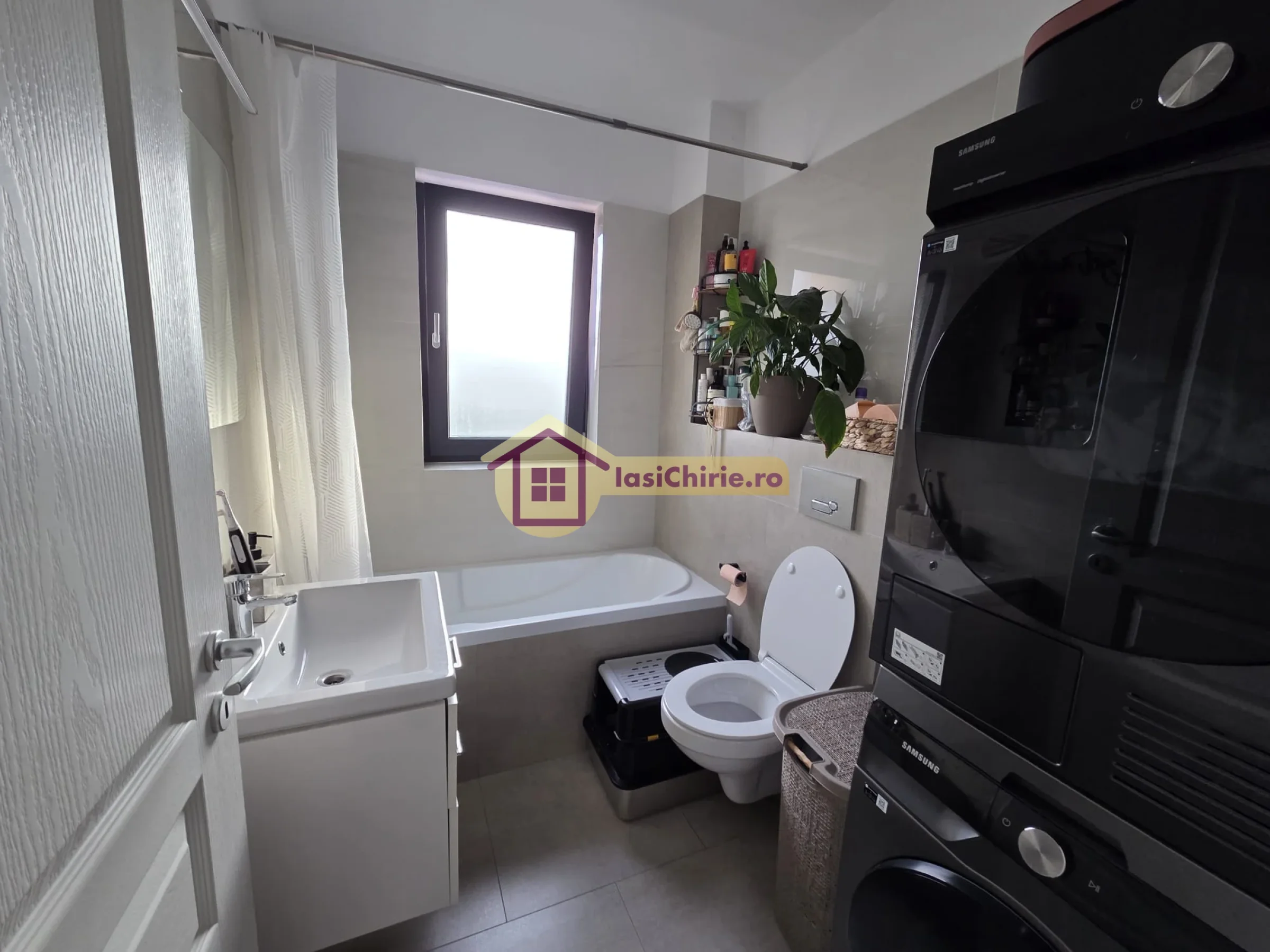 Apartament de vanzare cu 3 camere in Iasi, zona Valea Adanca - Poza 19