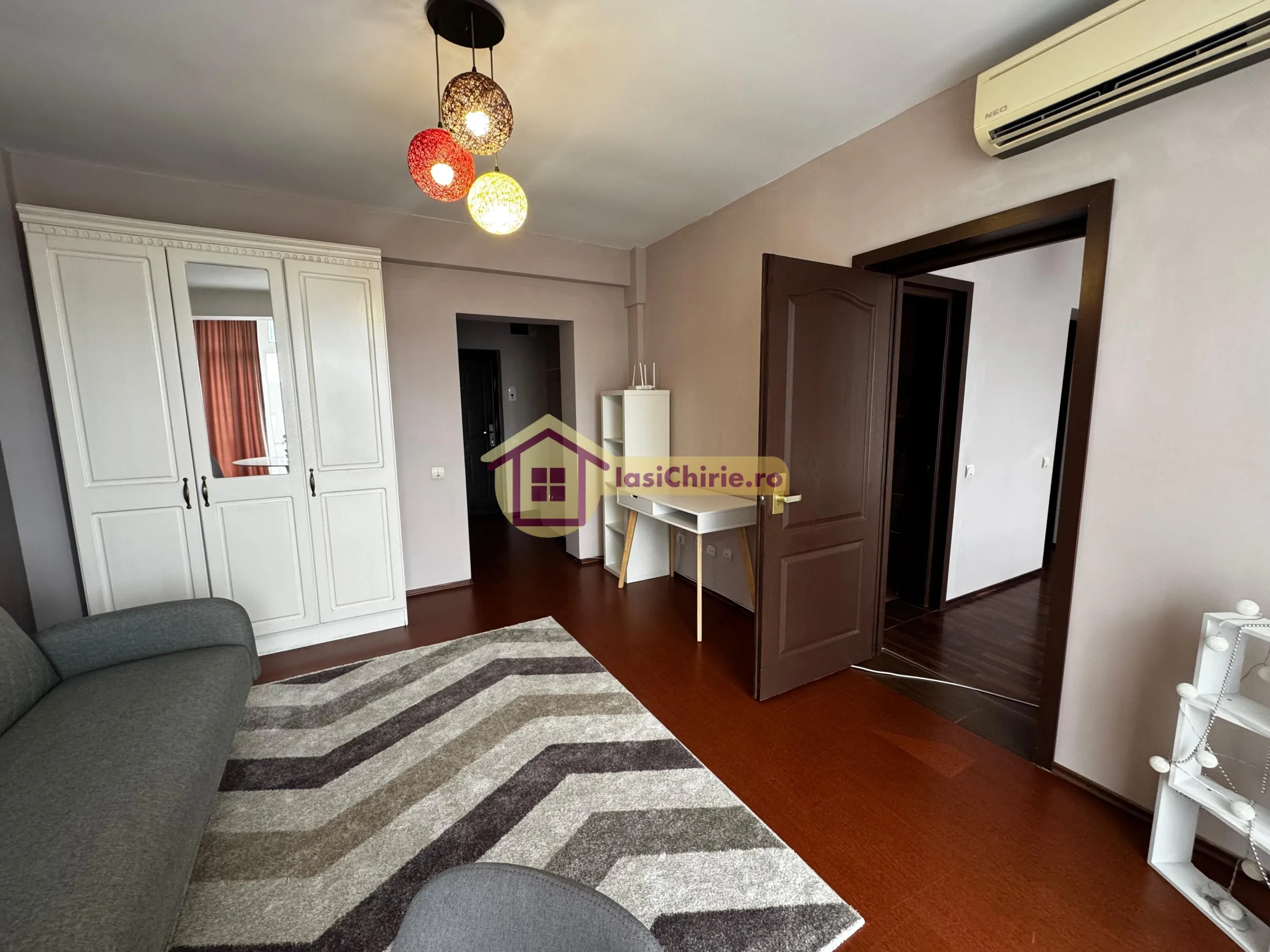 Apartament de inchiriat cu 2 camere in Iasi, de tip decomandat, suprafata de 45 mp, zona Visani