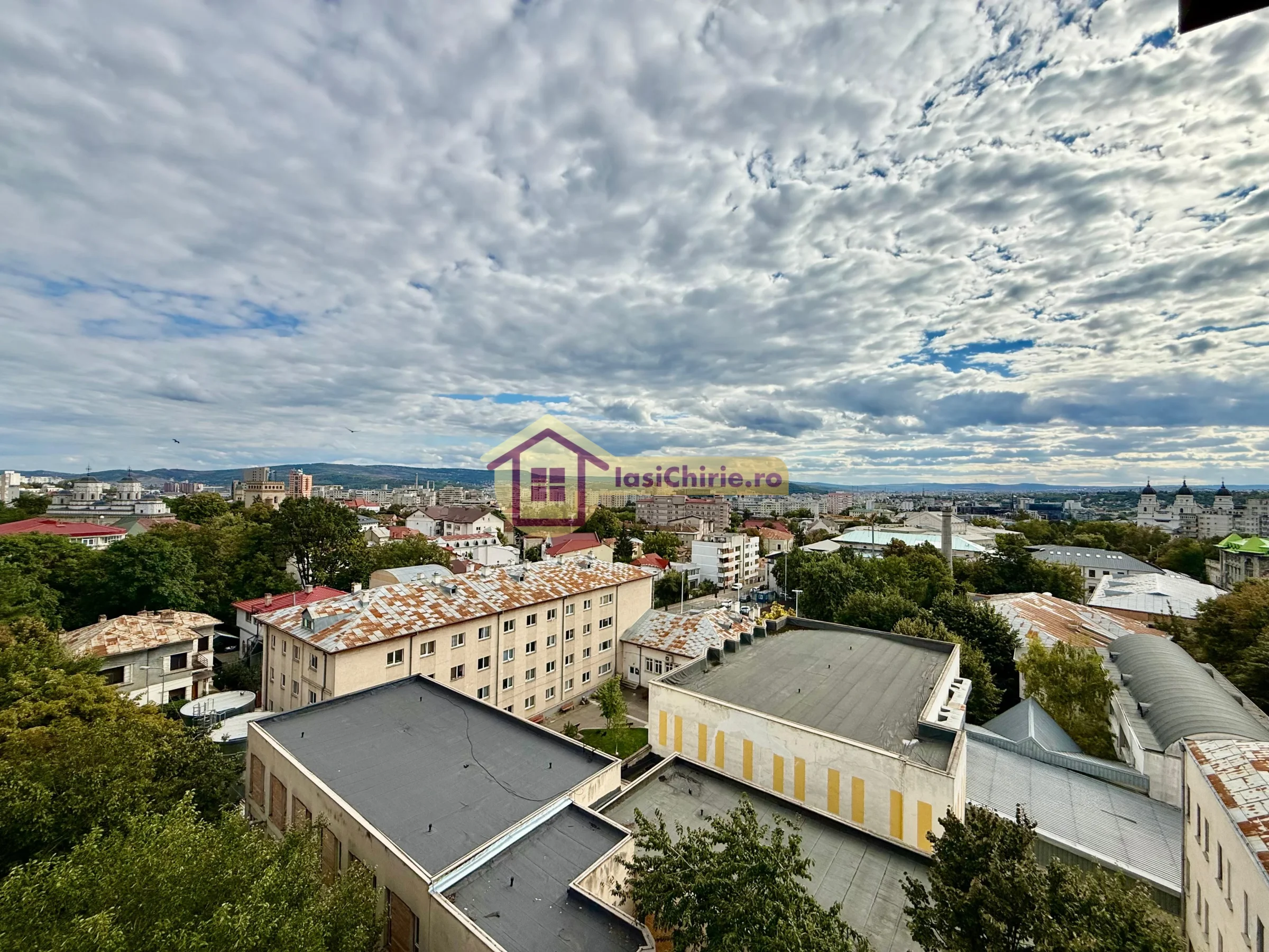 Apartament de inchiriat cu 65 camere in Iasi, zona Central - Poza 13