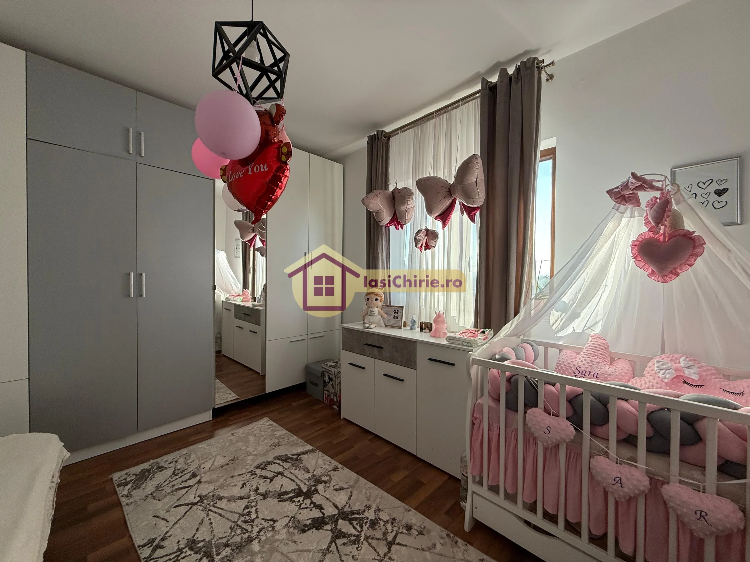Casa de vanzare cu 4 camere in Iasi, zona Valea Lupului - Poza 15