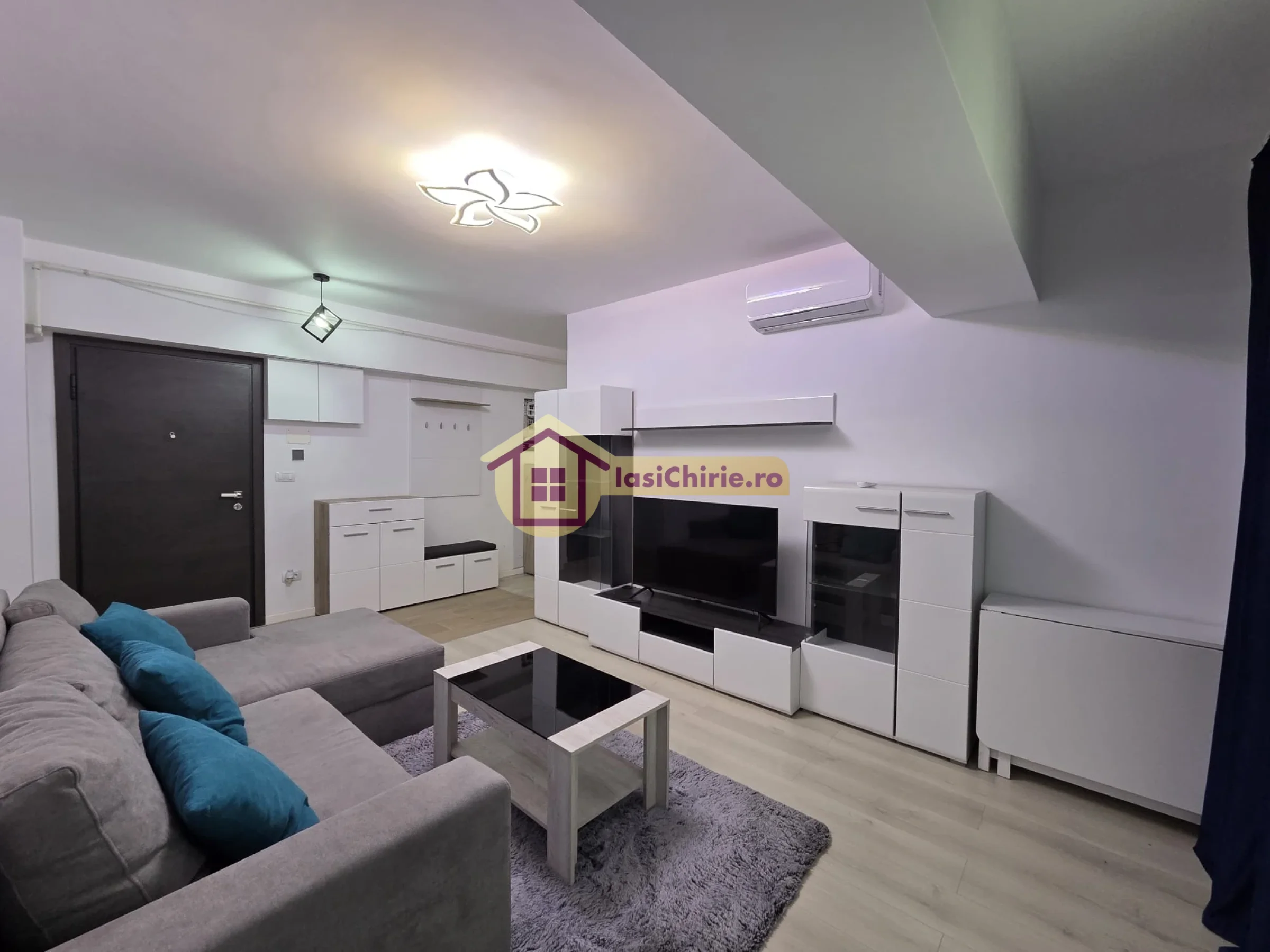 Apartament de inchiriat cu 2 camere in Iasi, de tip decomandat, suprafata de 65 mp, zona Tatarasi