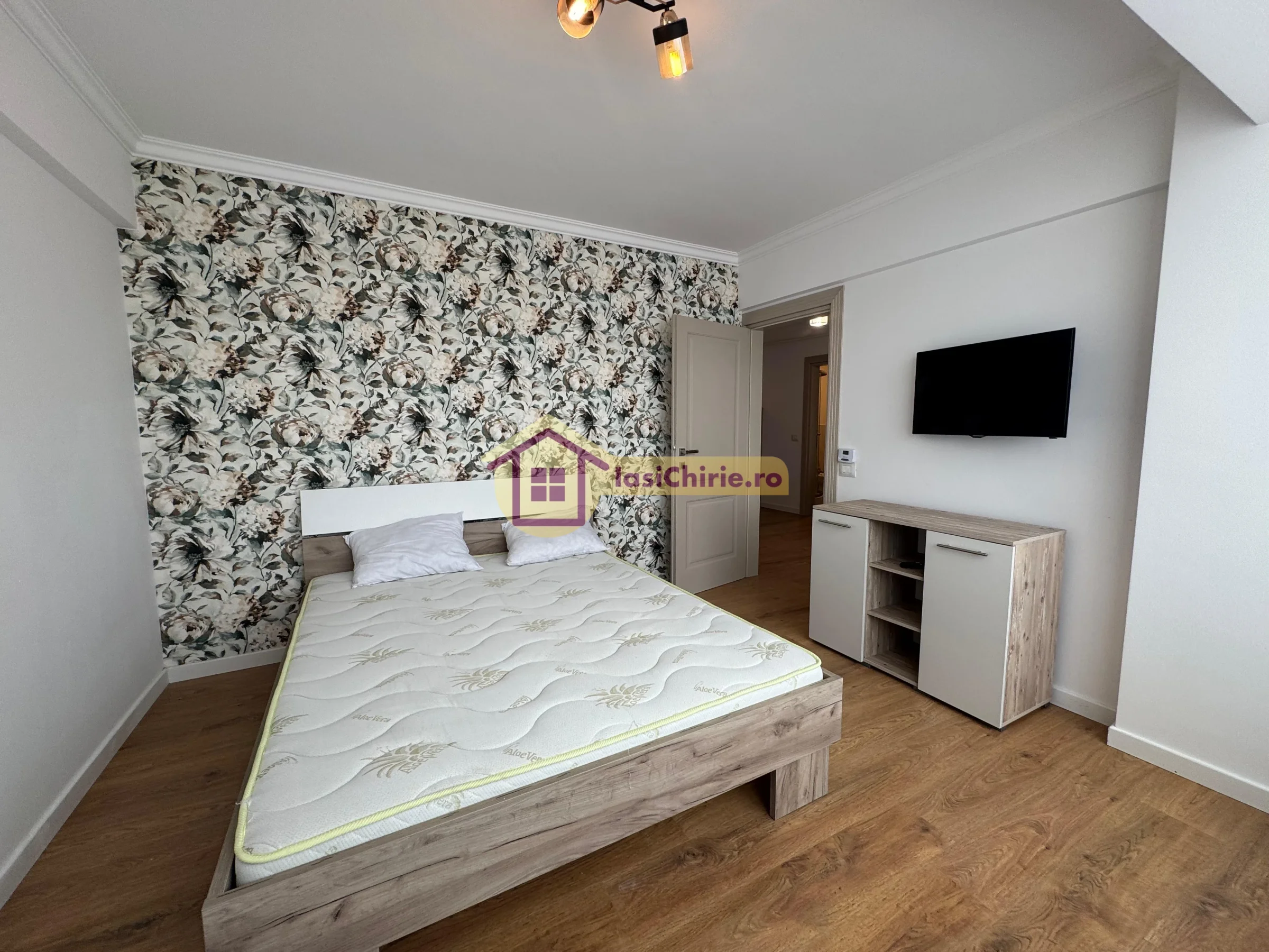 Apartament de vanzare cu 3 camere in Iasi, zona Visani - Poza 8