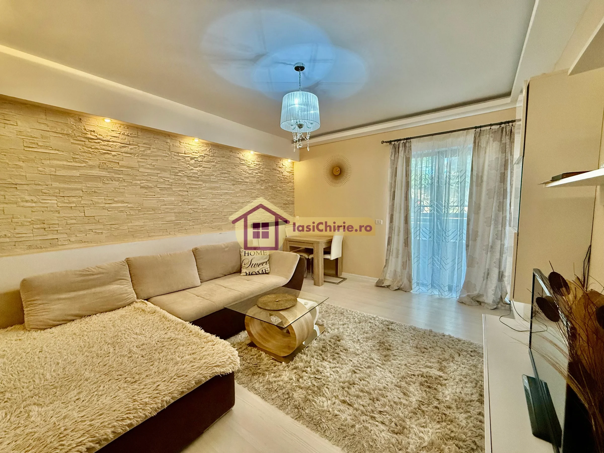 Apartament de vanzare cu 2 camere in Iasi, de tip decomandat, suprafata de 51 mp, zona Valea Lupului(Valea Lupului)