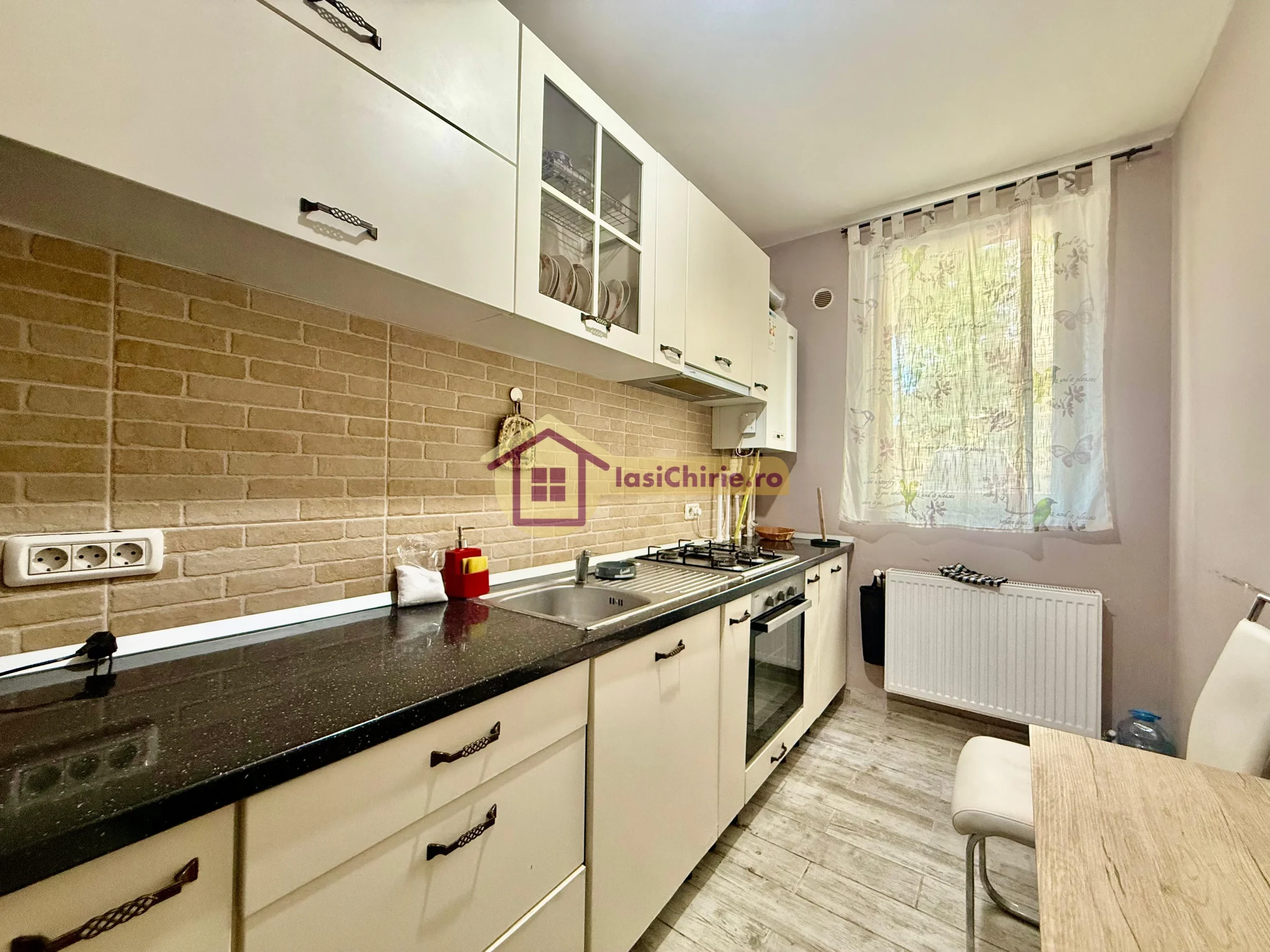 Apartament de vanzare cu 2 camere in Iasi, zona Valea Lupului - Poza 9