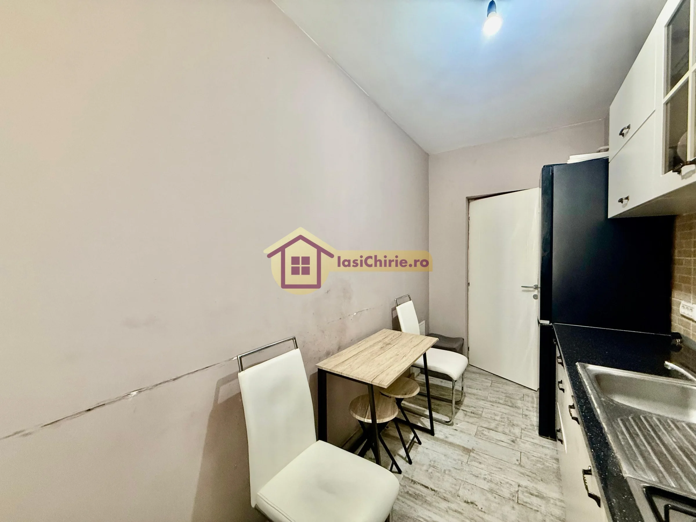 Apartament de vanzare cu 2 camere in Iasi, zona Valea Lupului - Poza 12