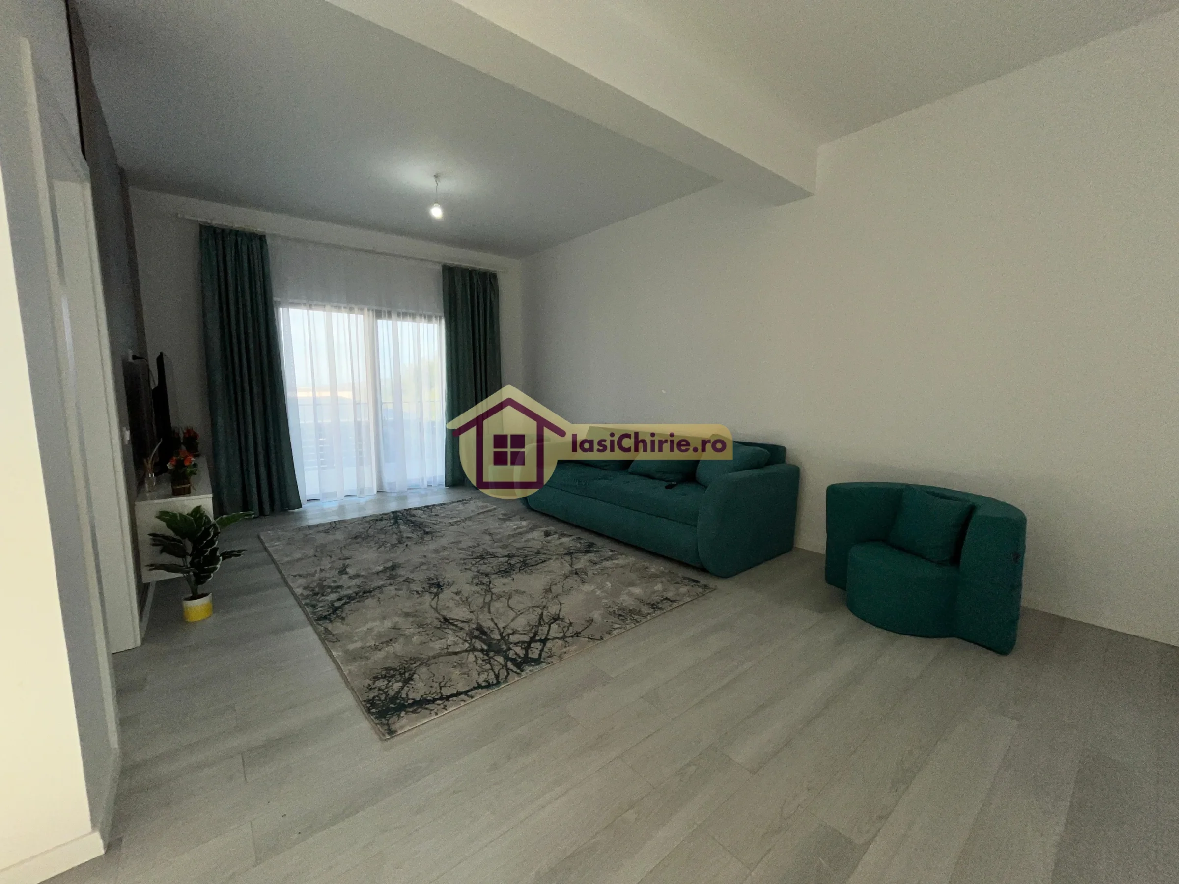 Casa de vanzare cu 4 camere in Iasi, zona Horpaz - Poza 8