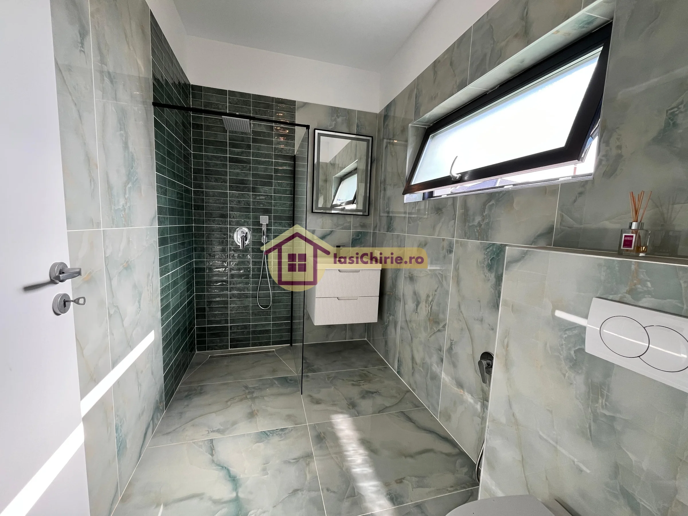 Casa de vanzare cu 4 camere in Iasi, zona Horpaz - Poza 13