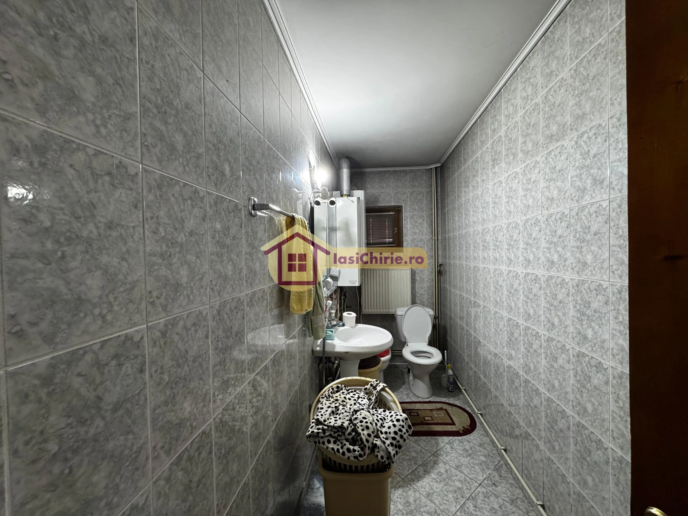 Casa de inchiriat cu 5 camere in Iasi, zona Tomesti - Poza 10