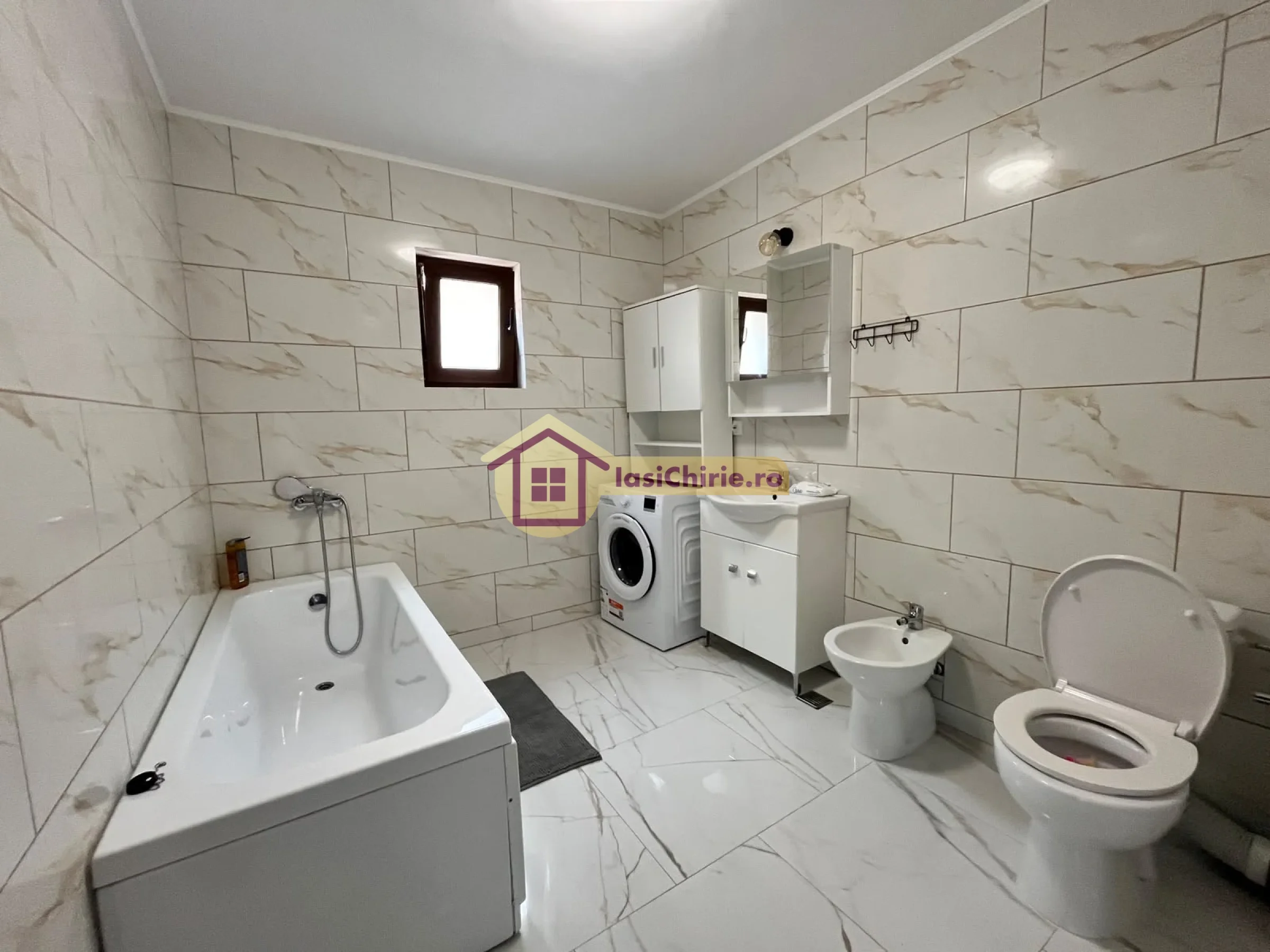 Casa de inchiriat cu 6 camere in Iasi, zona Horpaz - Poza 10