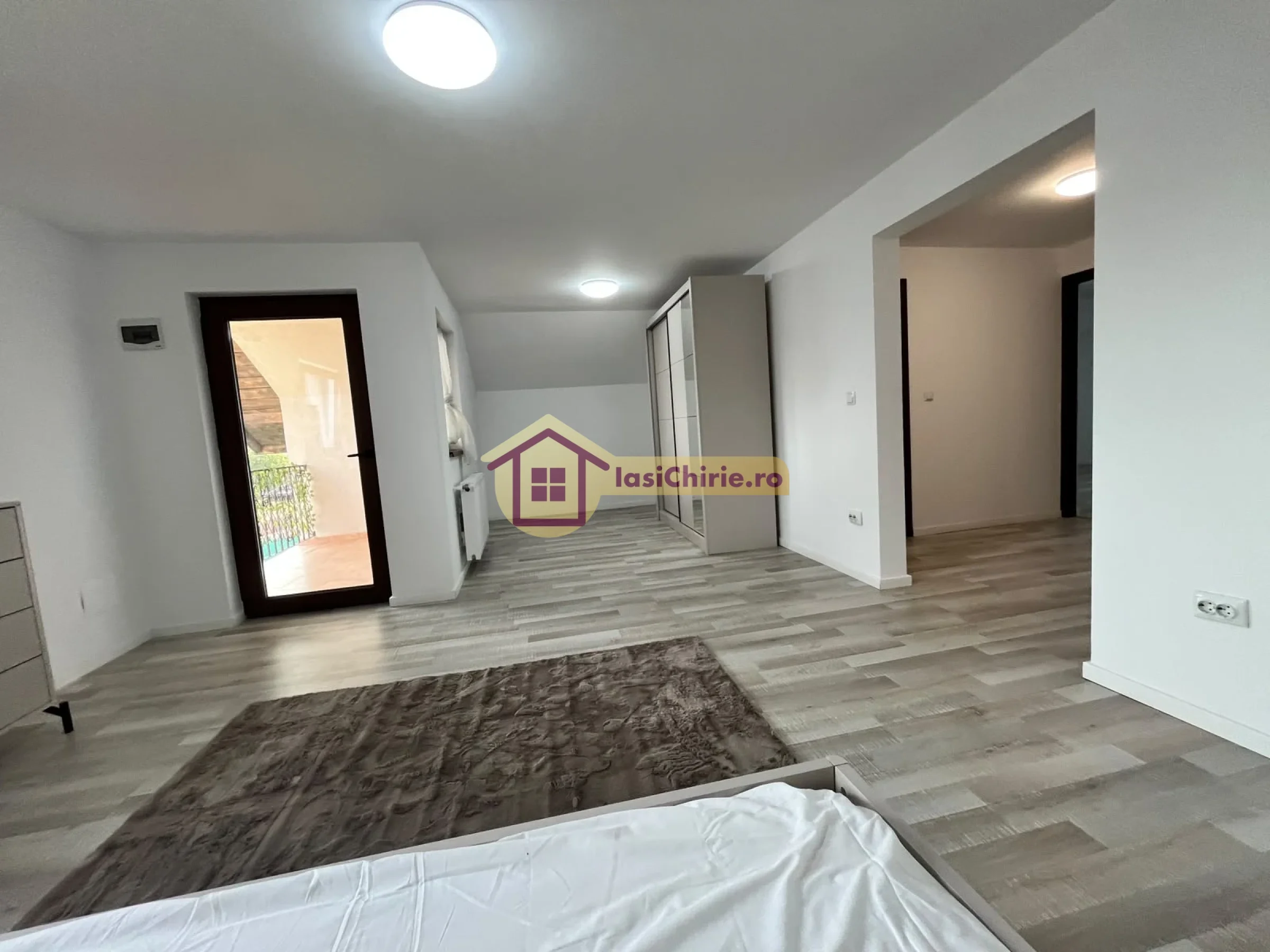 Casa de inchiriat cu 6 camere in Iasi, zona Horpaz - Poza 13