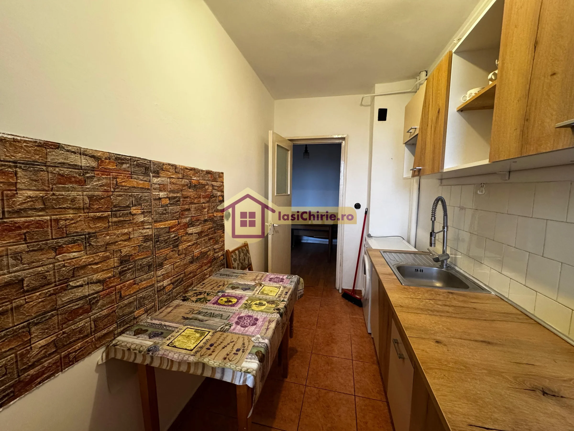 Apartament de vanzare cu 2 camere in Iasi, zona Podu Ros - Poza 5