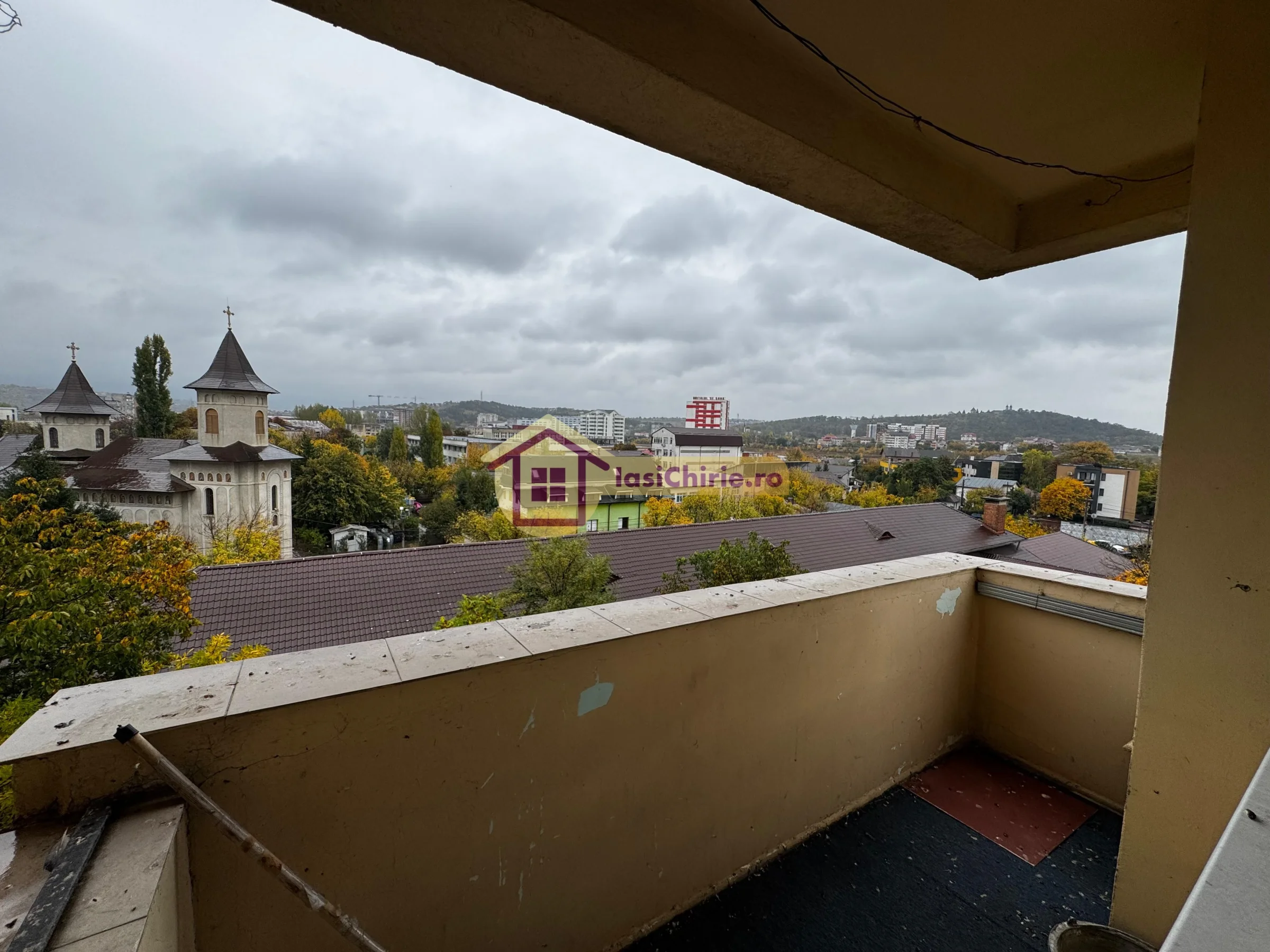 Apartament de vanzare cu 2 camere in Iasi, zona Podu Ros - Poza 3