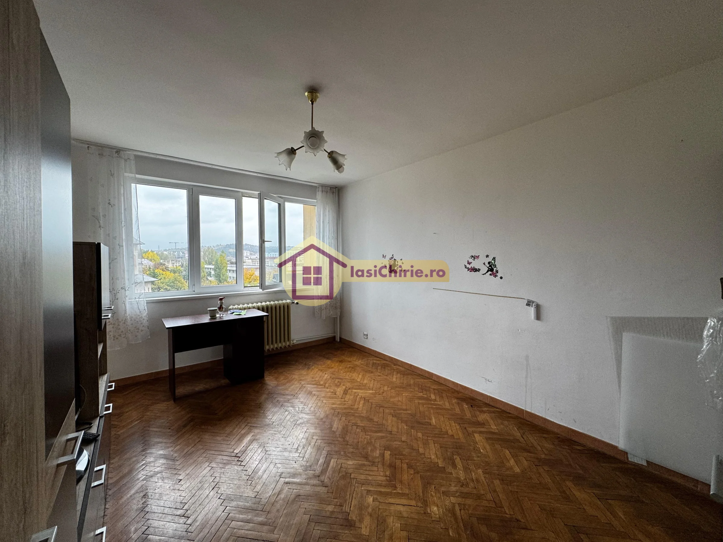 Apartament de vanzare cu 2 camere in Iasi, zona Podu Ros - Poza 2