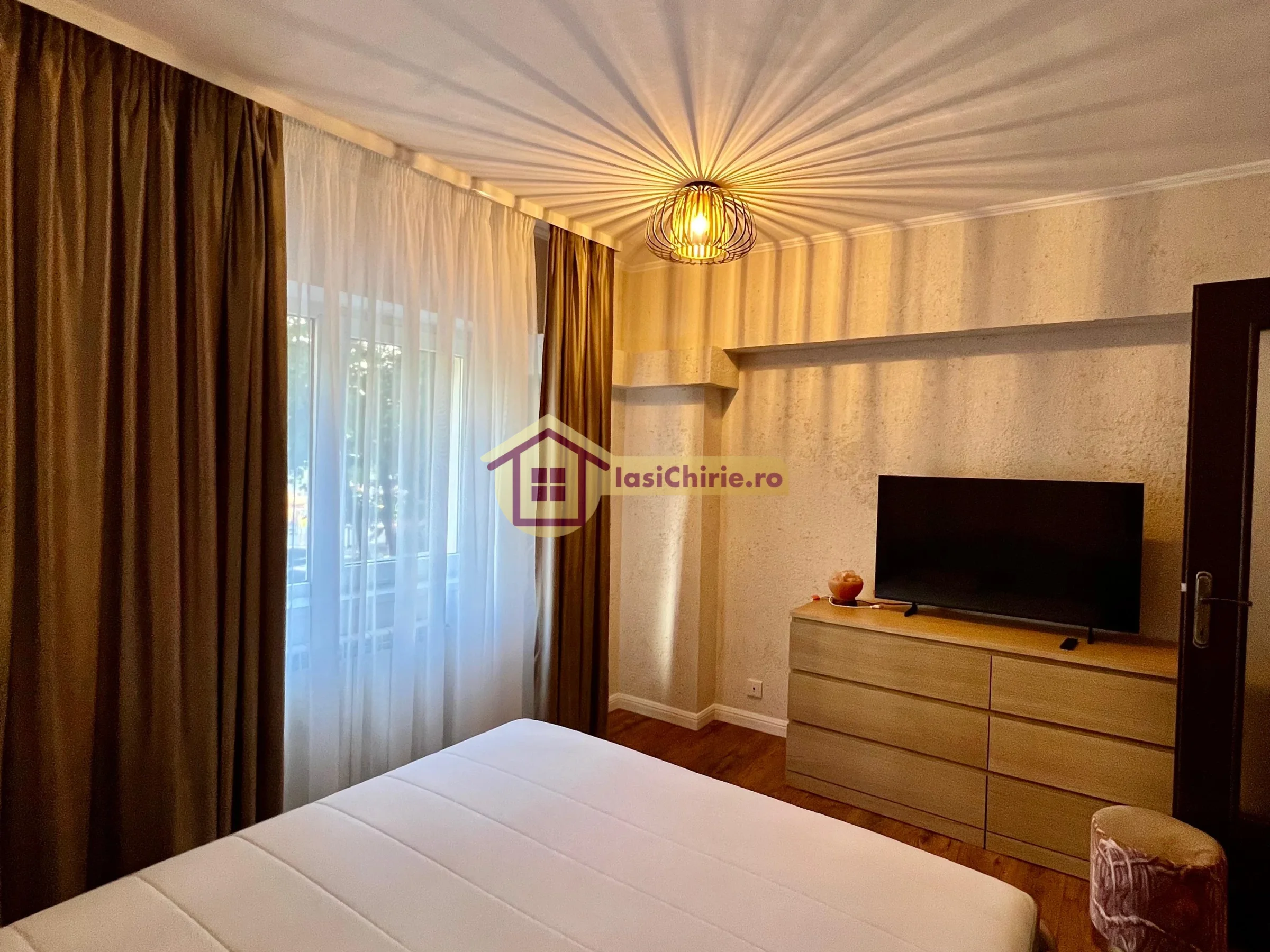Apartament de inchiriat cu 3 camere in Iasi, zona Centru Civic - Poza 6